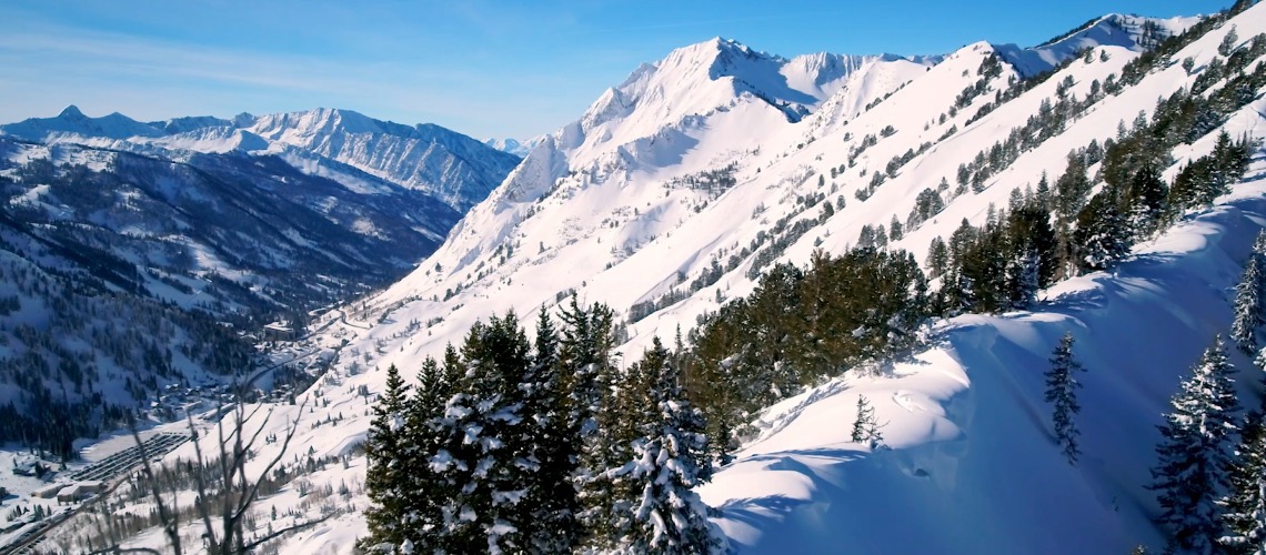New Ski Shuttle Service Opens At Cottonwood Canyons