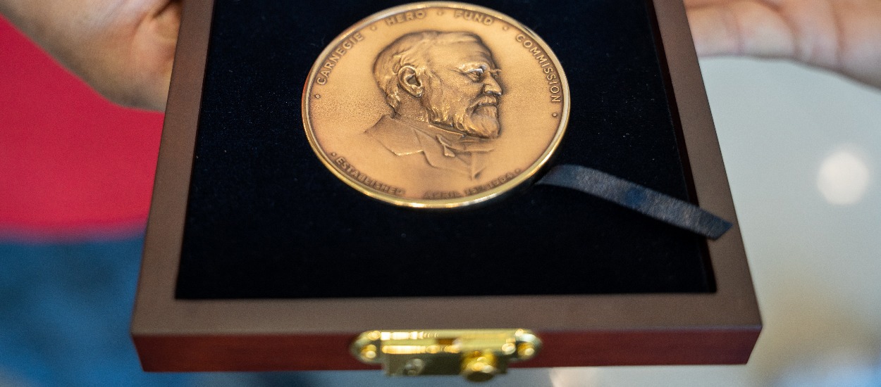 Ten-year-old receives Carnegie Medal after saving friend from Virginia chairlift fall