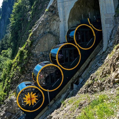 33 Cable Car Professionals Celebrate Their Apprenticeship Completion On Stoos