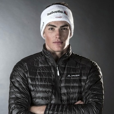 Yule Skis From Last To First In Chamonix