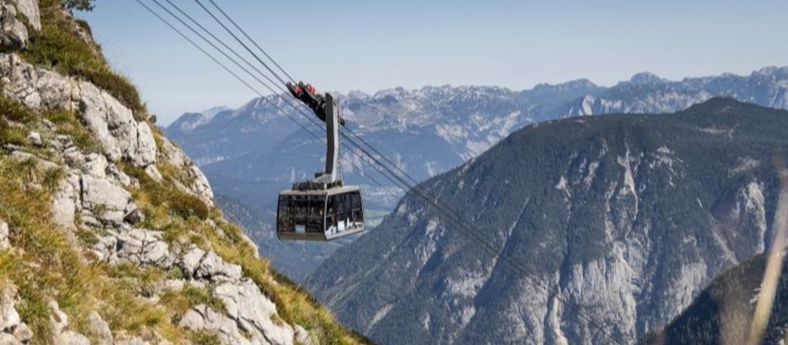 Dachstein Uses Salzkammergut Cable Cars As A Visitor Magnet
