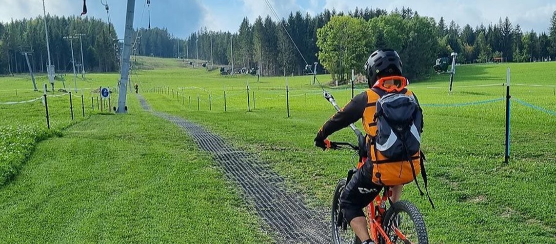 Aquasol Offers Stabilization And Greening Of Tow Lift Routes In Bike Parks
