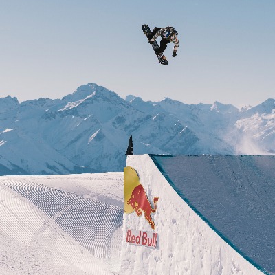 Sebastien Toutant Starts Snowboard Slopestyle Season With Dominant Victory