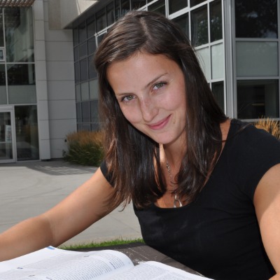 Elan Signs New Post-Racing Career Contract With Canadian Gold Medalist Kelsey Serwa