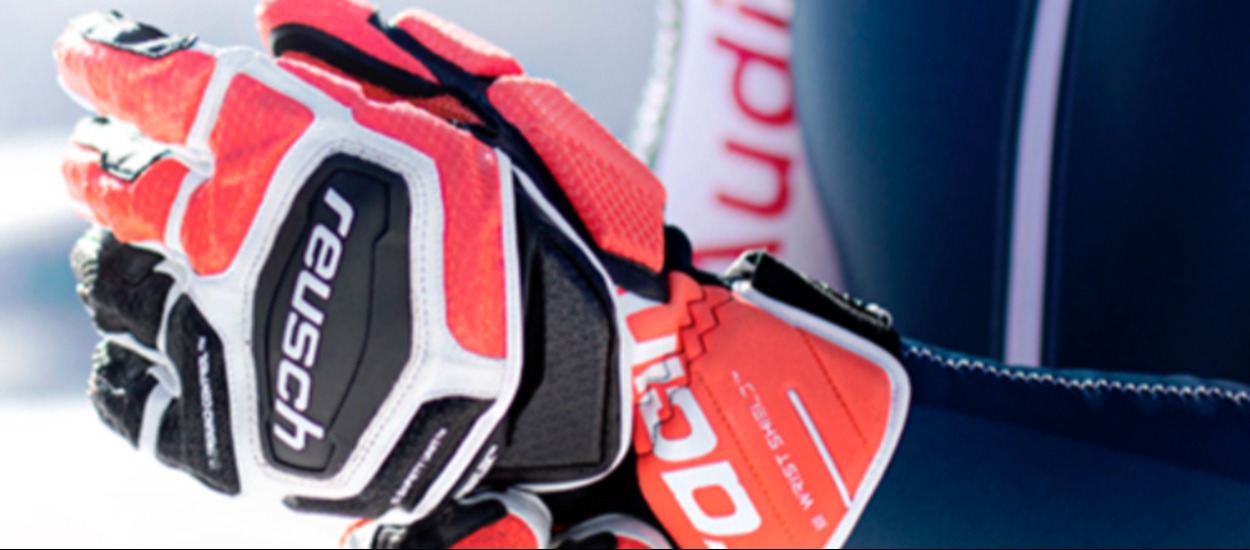 Reusch and Unai Simón Extend Historic Partnership