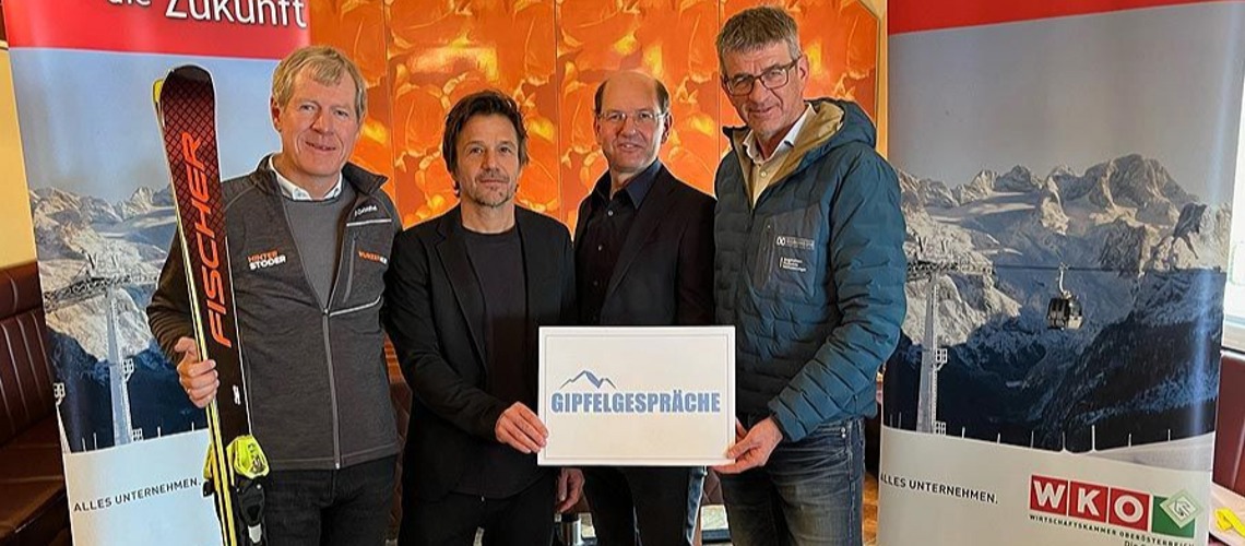 Third Summit Discussion Of The WKOO Cable Car Specialist Group Held