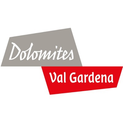 FIS Race Directors Waldner &  Trinkl inspect Saslong