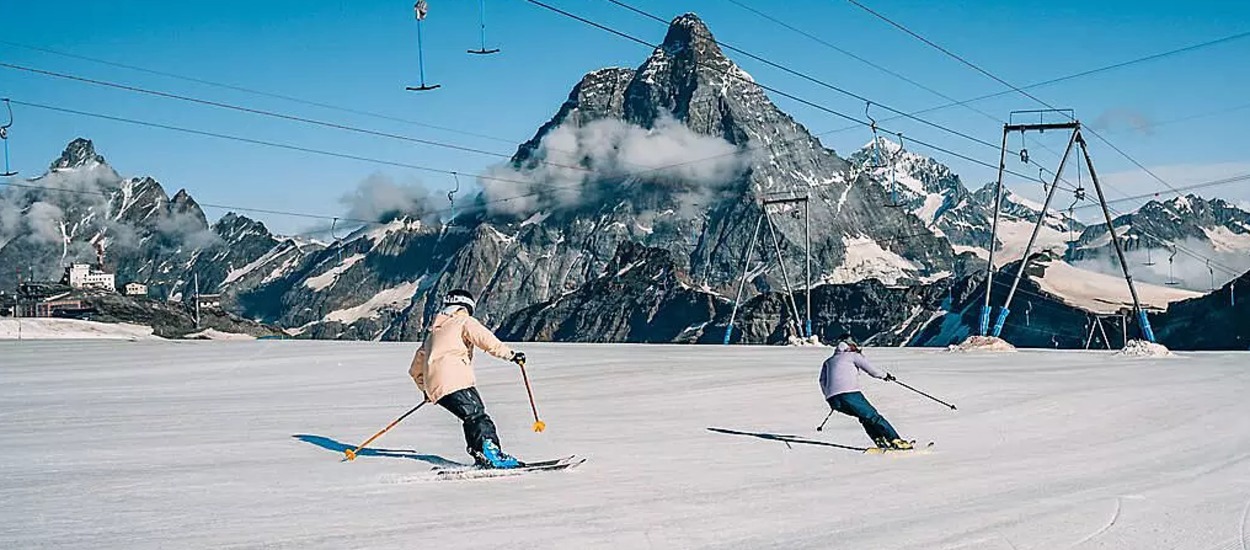 Zermatt Reopens for Glacier Skiing After Three-Month Heatwave Shutdown (1)