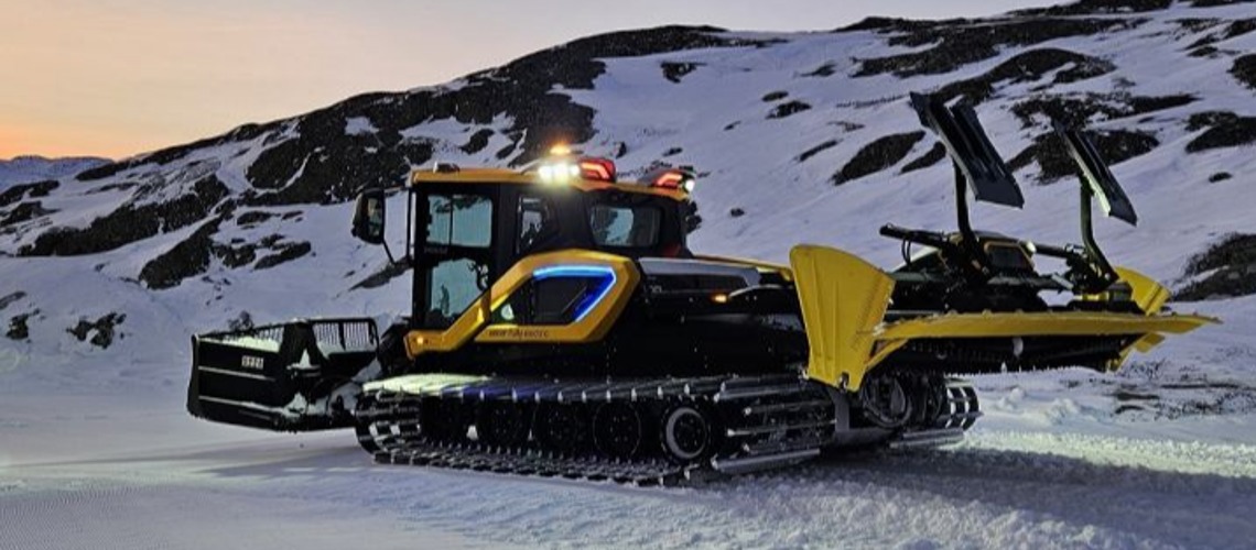 Xelom Premieres At Interalpin - Fully Electric Snow Groomer Snow Cat With New Fast Charging System