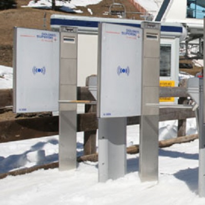 Quebec's Mont Blanc Installs  Axess' Contactless Tech