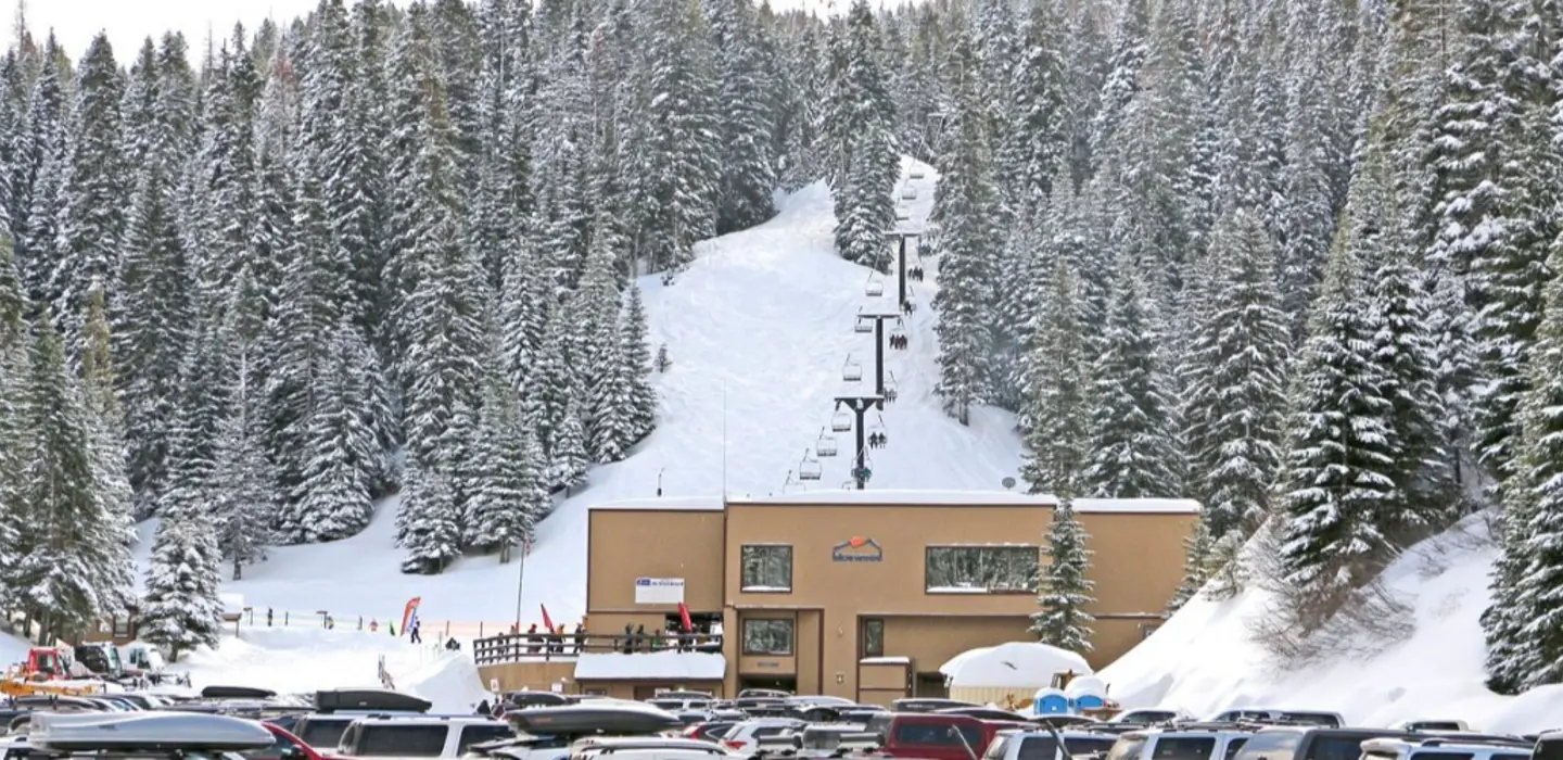 Running Rope Component Ski Bluewood's Skyline Express pushed to 2027