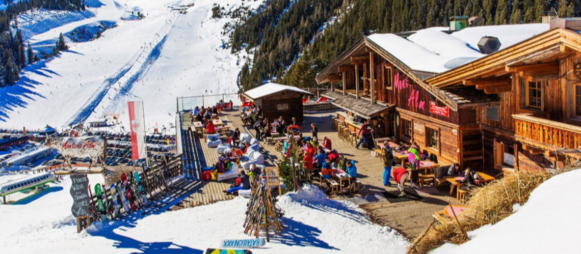 Long Term Employees Of The Hochfugen Ski Lift Company Honored