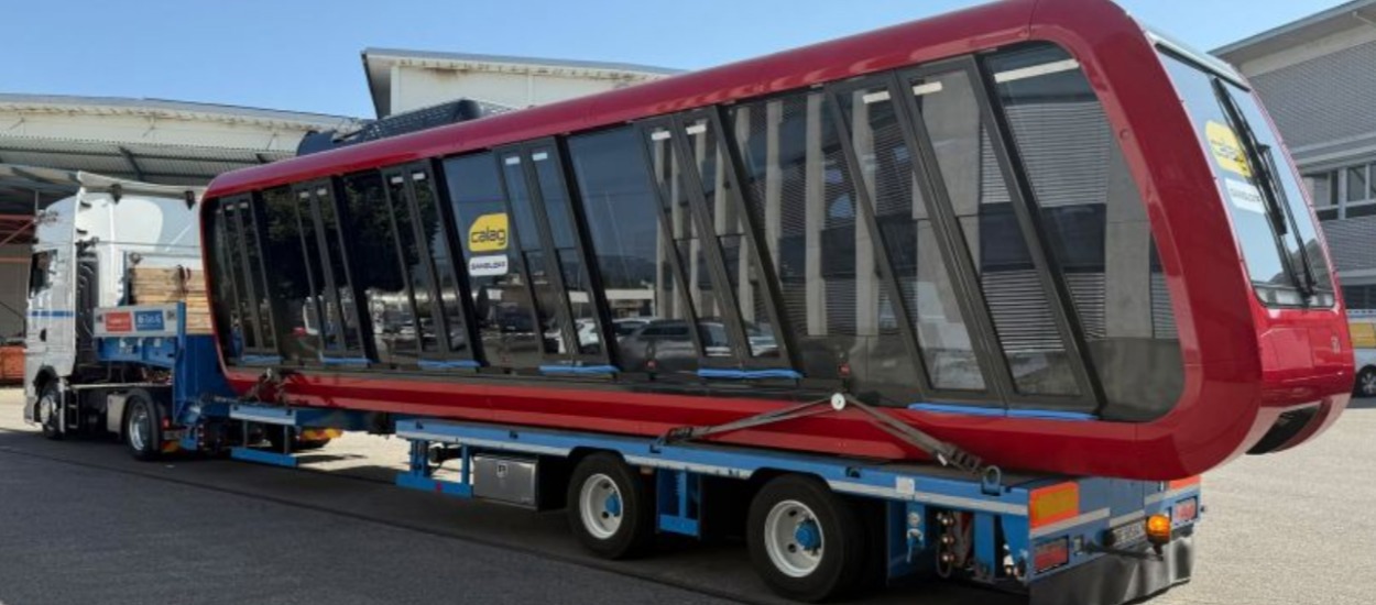 Calag: Another Calag cabin is going on a journey!