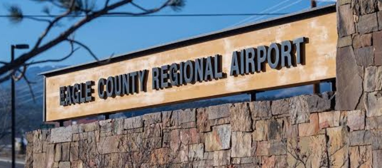 Extended Aspen Airport Closure Triggers Massive Flight Surge at Eagle County Regional