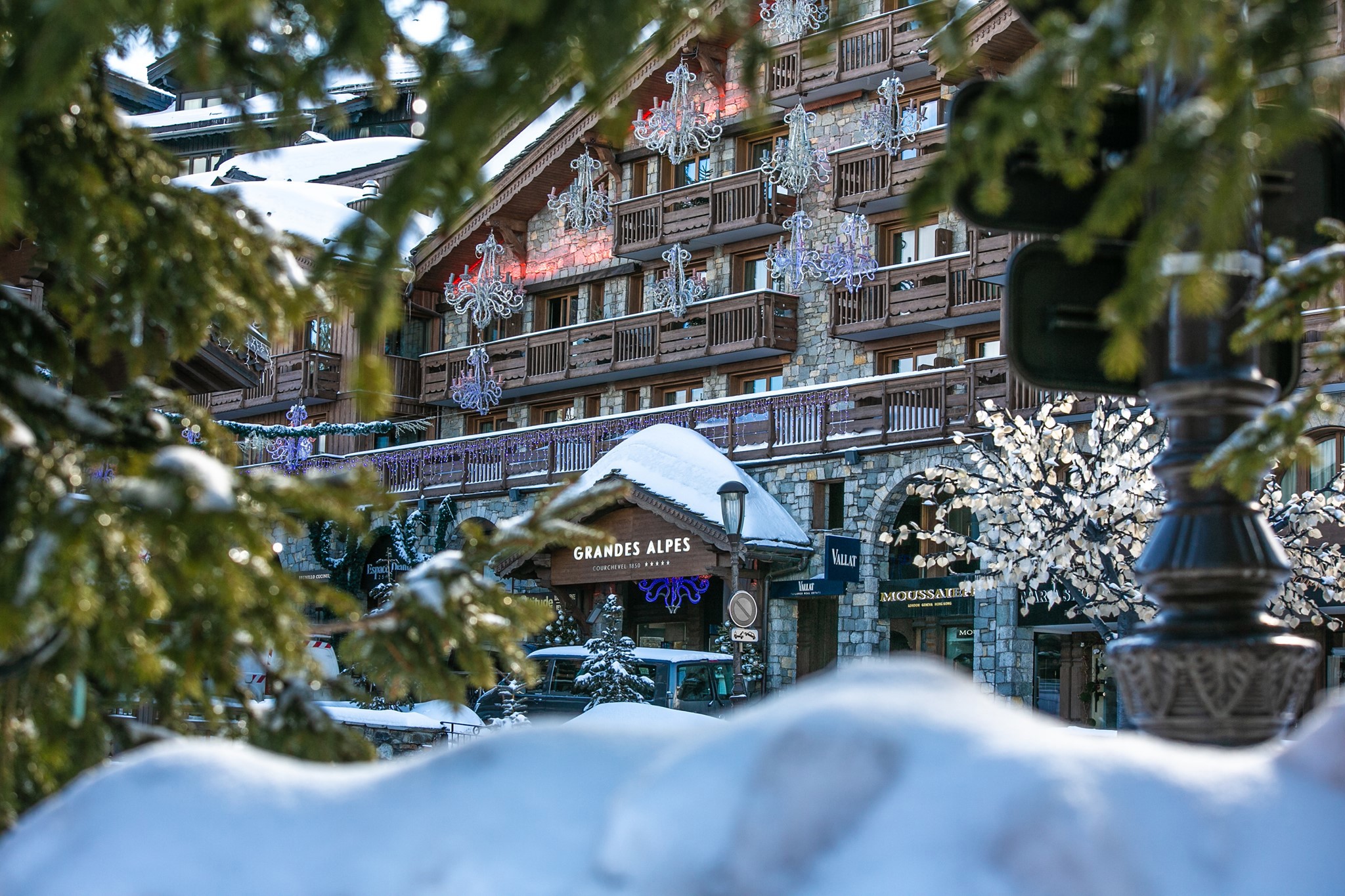 Fire Breaks Out At Luxury Hotel Les Grandes Alpes In Courchevel 1850