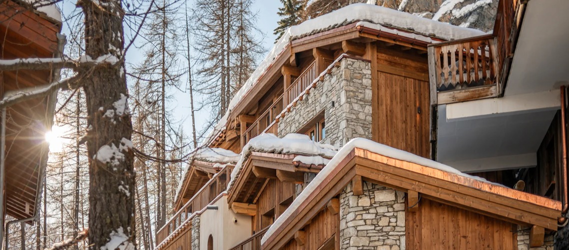 Consensio Chalets Unveil Chalet Des Legendes