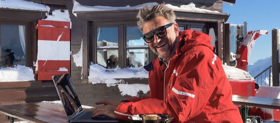 “ChatSkiPT” From Austria Advertising: Real Ski Instructors Replace Artificial Intelligence